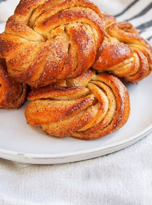 Cinnamon Braided Buns - MAURI Dev