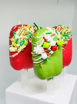 Christmas Cakesicles - MAURI Dev